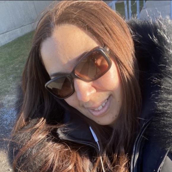 Meet your Posher, Nada - Picture 1 of 1